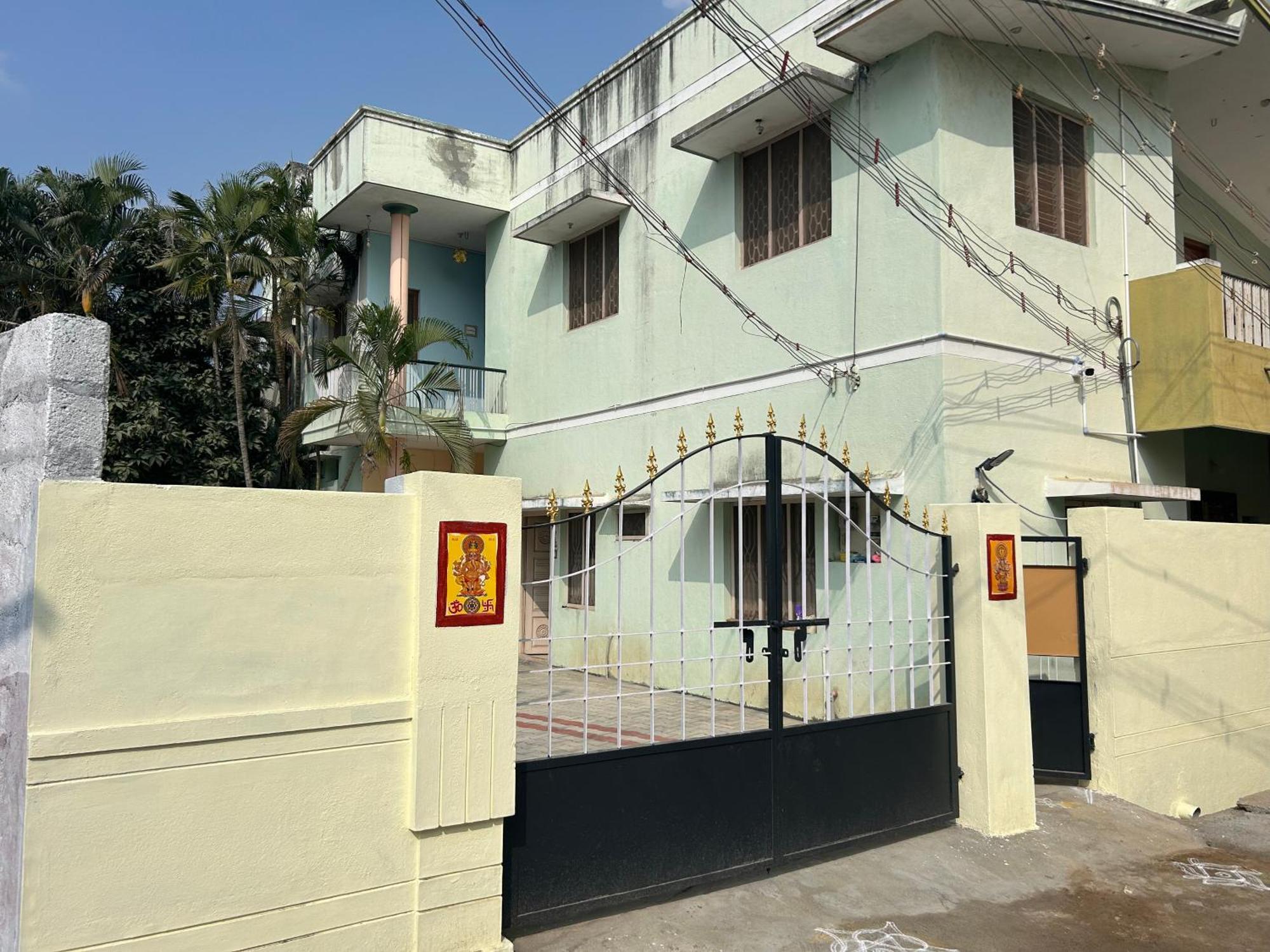 Anbu Ramana Guest House Тируваннамалай Экстерьер фото
