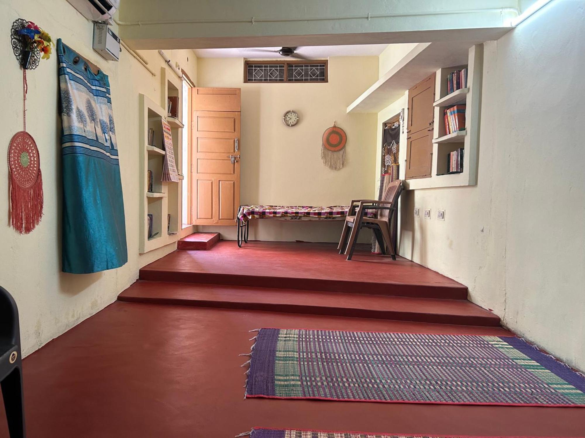 Anbu Ramana Guest House Тируваннамалай Экстерьер фото