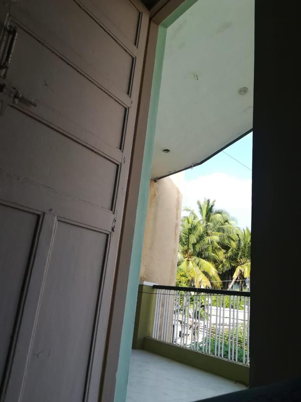 Anbu Ramana Guest House Тируваннамалай Экстерьер фото